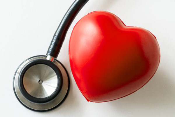 https://www.centromedicopiras.it/wp-content/uploads/2019/08/primo-piano-di-cuore-e-un-concetto-di-controllo-cardiovascolare-stetoscopio_53876-32065-600x400.jpg